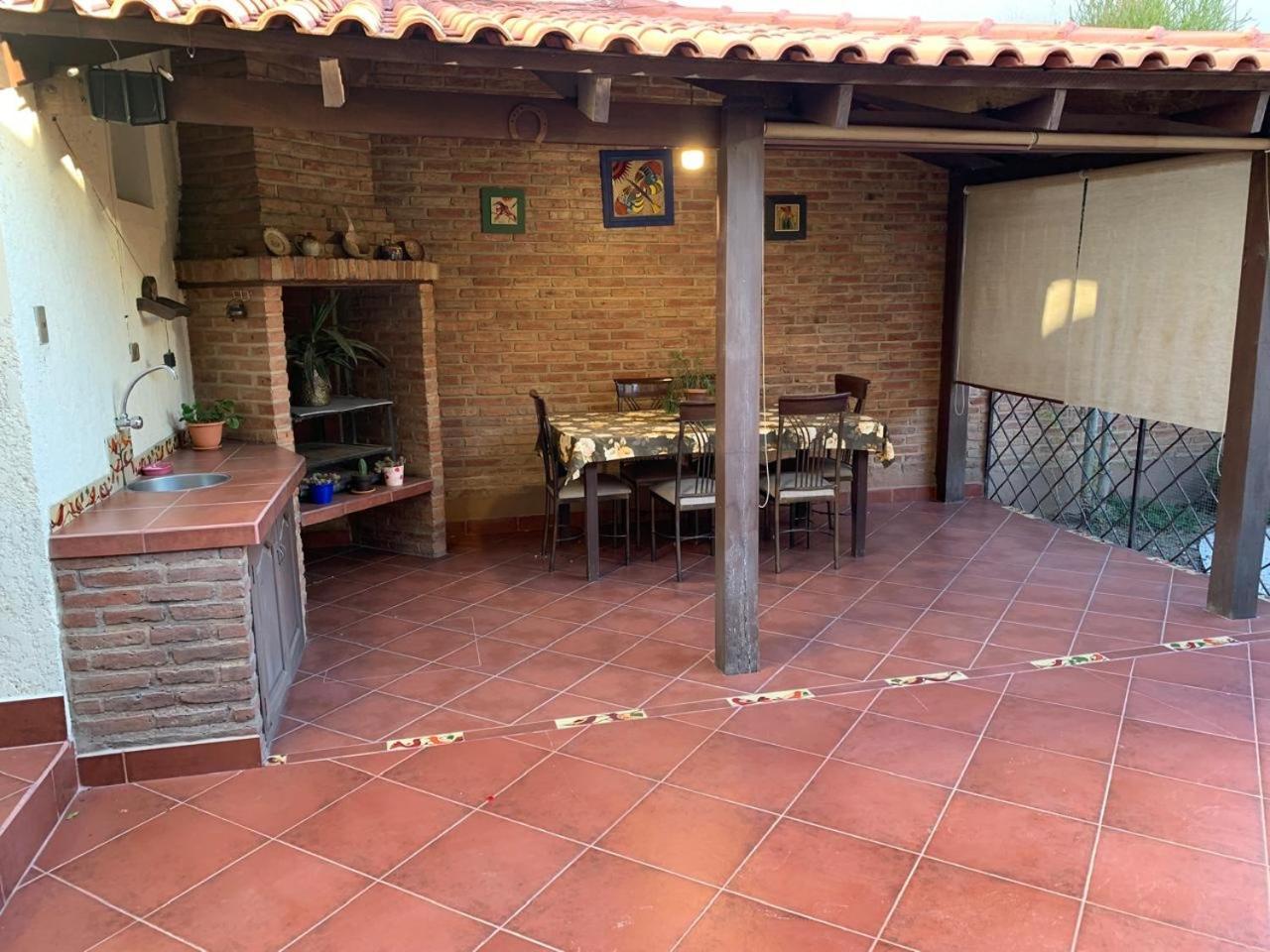 Apartamento Con Jardin โกชาบัมบา ภายนอก รูปภาพ