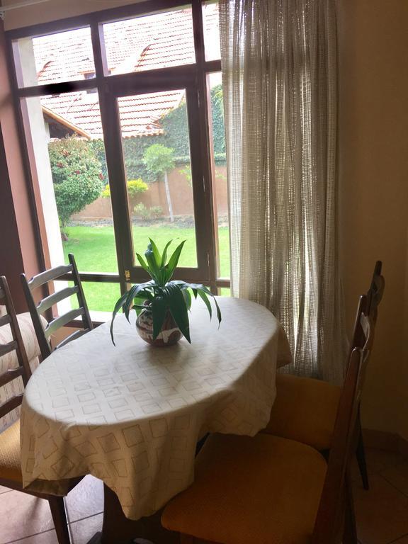 Apartamento Con Jardin โกชาบัมบา ภายนอก รูปภาพ